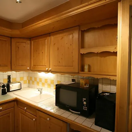 Perle Apartment *